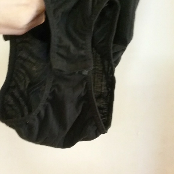 BNWT Nasty Gal Ribbed Strappy Bodysuit - Picture 4 of 7